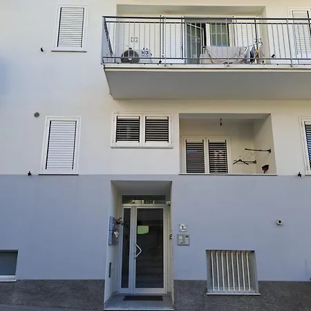 公寓 Medoro Gioiosa 2 *